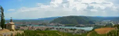 Blick auf Tournon-sur-Rhône und Tain-l'Hermitage