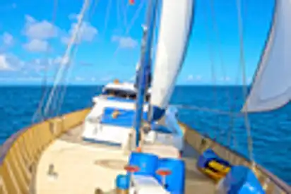 Ein Segelschiff auf den Seychellen - oberes Deck