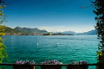 Genießen Sie einen entspannten Tag am Lago Maggiore, Italien