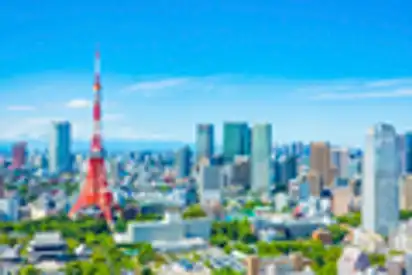 Blick von oben auf Tokyo mit Skytree, Japan